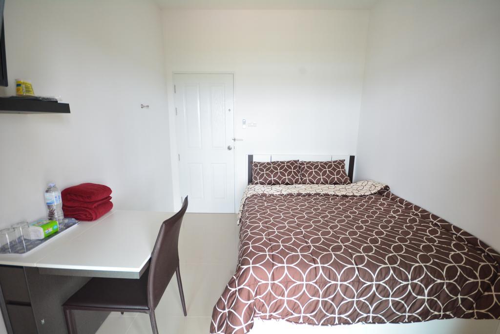 Jc Guesthouse @ Suratthani Airport Σούρατ Τανί Εξωτερικό φωτογραφία