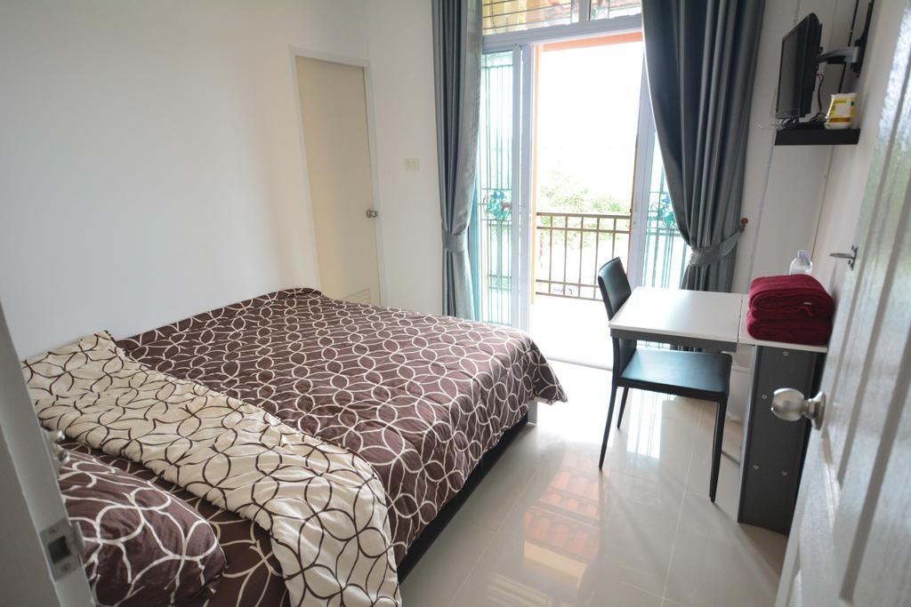 Jc Guesthouse @ Suratthani Airport Σούρατ Τανί Εξωτερικό φωτογραφία