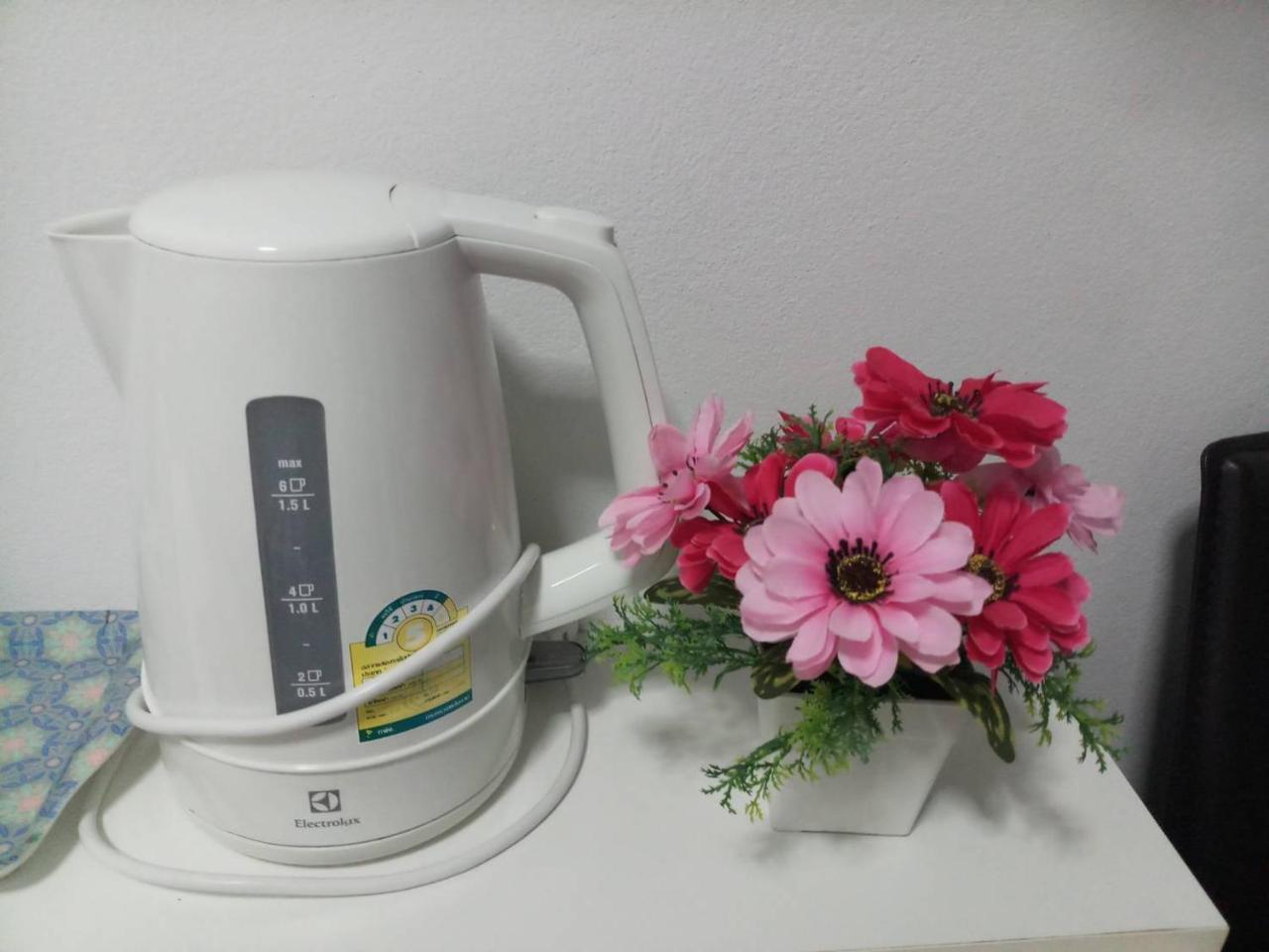 Jc Guesthouse @ Suratthani Airport Σούρατ Τανί Εξωτερικό φωτογραφία