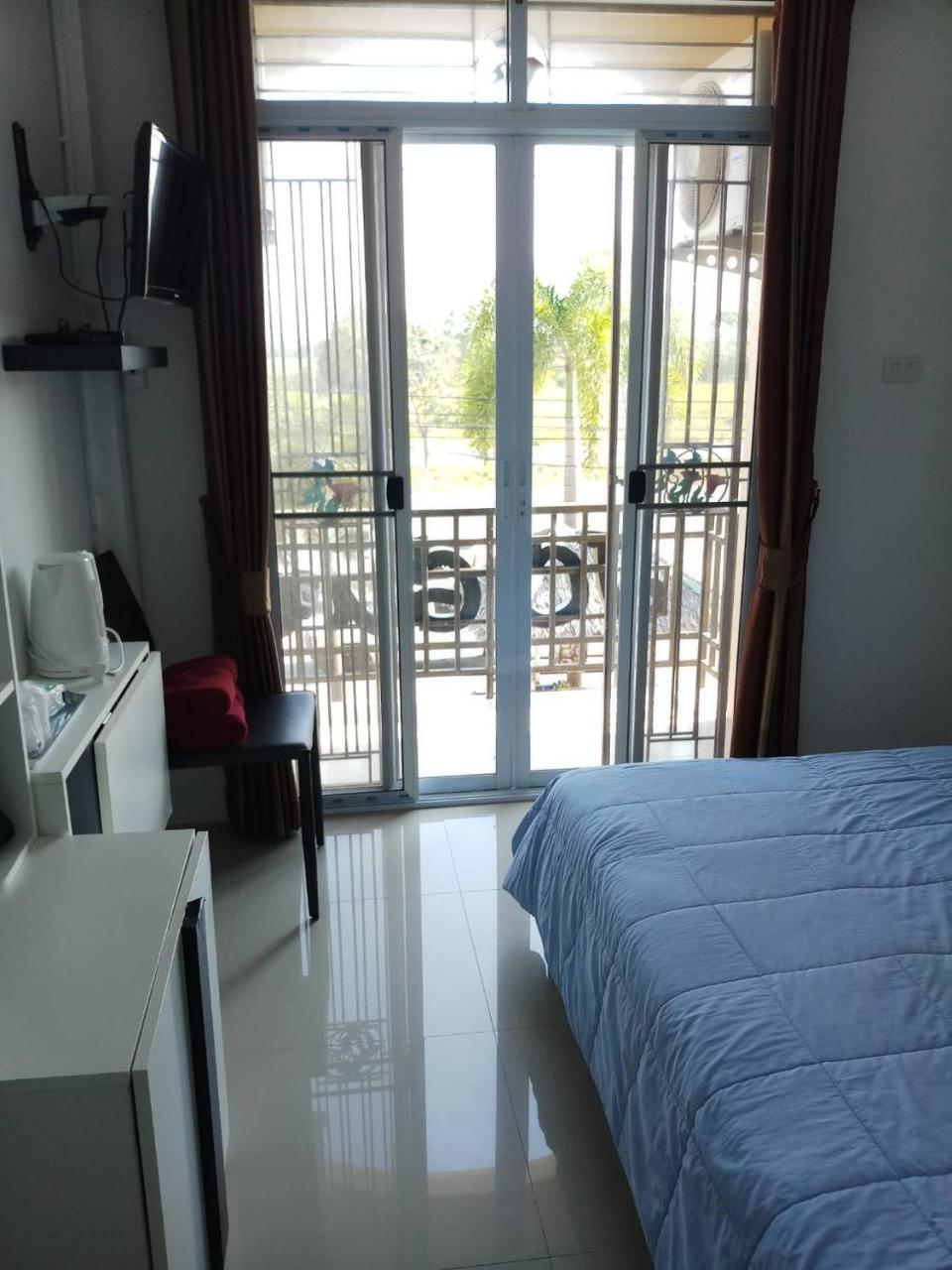 Jc Guesthouse @ Suratthani Airport Σούρατ Τανί Εξωτερικό φωτογραφία
